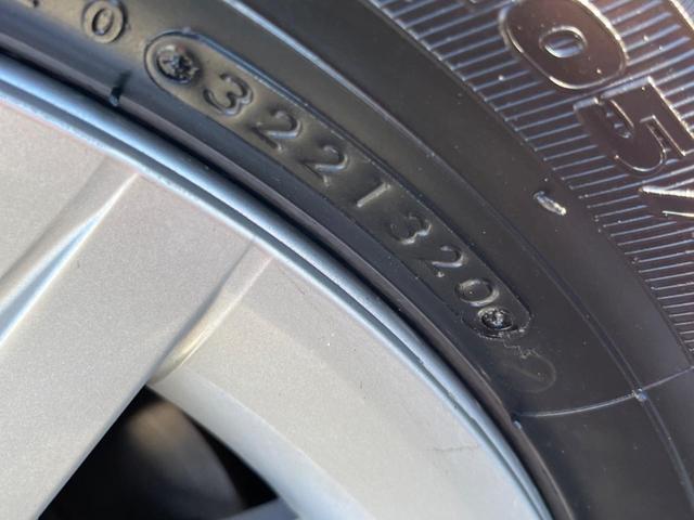 プリウスアルファ Ｇ　ナビゲーション　バックカメラ　後席モニター　後席モニター　ＥＴＣ　キーレス　クルーズコントロール　電動格納ミラー　オートエアコン　Ｂｌｕｅｔｏｏｔｈ　オートライト（32枚目）