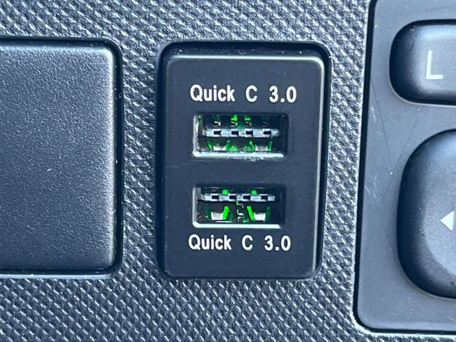 エスティマ アエラス　プレミアム－Ｇ　両側電動ドア　ＳＤナビ　後席モニター　バックカメラ　衝突被害軽減システム　電動リアゲート　ハーフレザーシート　パワーシート　ドラレコ　スマートキー　ＬＥＤヘッド　ビルトインＥＴＣ　クルコン（37枚目）