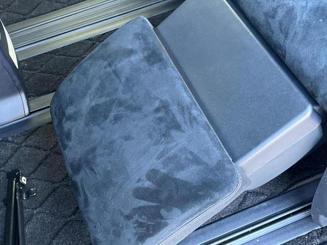 エスティマ アエラス　プレミアム－Ｇ　両側電動ドア　ＳＤナビ　後席モニター　バックカメラ　衝突被害軽減システム　電動リアゲート　ハーフレザーシート　パワーシート　ドラレコ　スマートキー　ＬＥＤヘッド　ビルトインＥＴＣ　クルコン（56枚目）