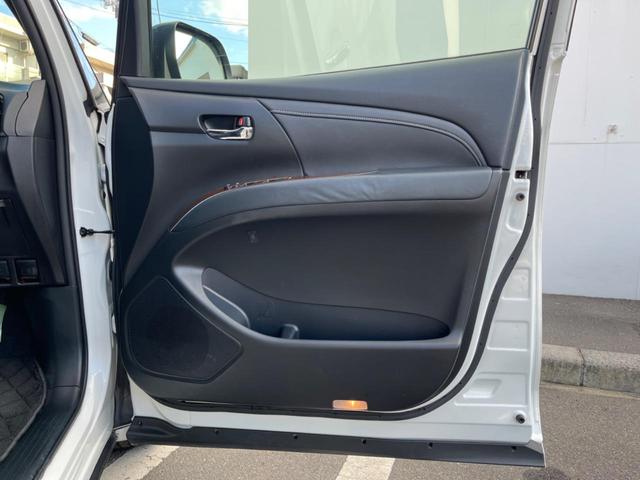 エスティマ アエラス　プレミアム－Ｇ　両側電動ドア　ＳＤナビ　後席モニター　バックカメラ　衝突被害軽減システム　電動リアゲート　ハーフレザーシート　パワーシート　ドラレコ　スマートキー　ＬＥＤヘッド　ビルトインＥＴＣ　クルコン（66枚目）