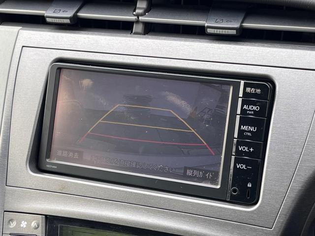 プリウス S 純正SDナビ スマートキー HIDヘッド ビルトインETC オートライト オートエアコン Bluetooth CD 地デジ クリアレンズリアコンビネーションランプ(4枚目)