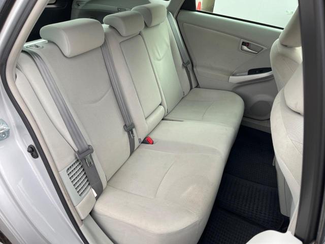 プリウス S 純正SDナビ スマートキー HIDヘッド ビルトインETC オートライト オートエアコン Bluetooth CD 地デジ クリアレンズリアコンビネーションランプ(9枚目)