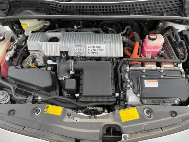 プリウス S 純正SDナビ スマートキー HIDヘッド ビルトインETC オートライト オートエアコン Bluetooth CD 地デジ クリアレンズリアコンビネーションランプ(18枚目)