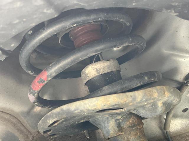 プリウス S 純正SDナビ スマートキー HIDヘッド ビルトインETC オートライト オートエアコン Bluetooth CD 地デジ クリアレンズリアコンビネーションランプ(20枚目)