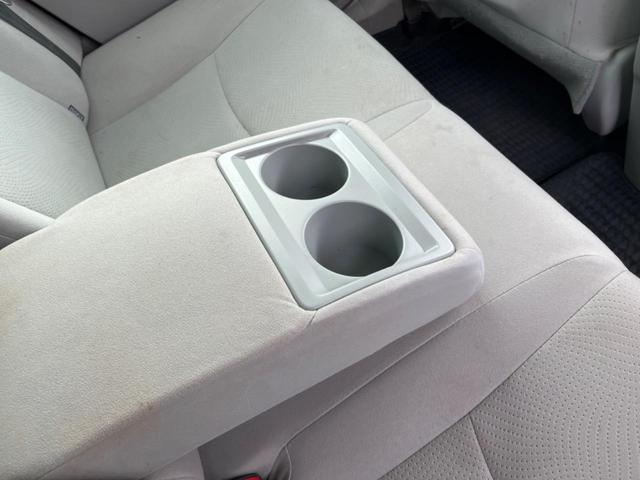 プリウス S 純正SDナビ スマートキー HIDヘッド ビルトインETC オートライト オートエアコン Bluetooth CD 地デジ クリアレンズリアコンビネーションランプ(52枚目)