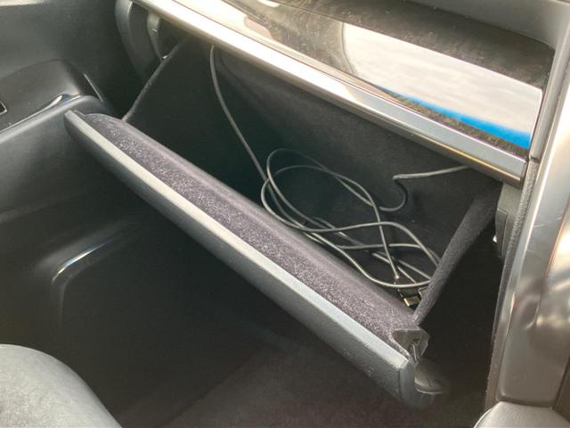 ヴェルファイア ２．５Ｚ　Ｇエディション　フリップダウンモニター　サンルーフ　両側パワースライドドア　ステアリングヒーター　スマートキー　バックカメラ　ＥＴＣ　パワーリアゲート　シートメモリー　クルーズコントロール（67枚目）