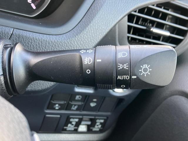 ヴォクシー Ｖ　トヨタセーフティセンス　ＢＩＧ－Ｘ１０インチナビ　後席モニター　サンルーフ　両側パワースライドドア　ＥＴＣ　寒冷地仕様　Ｂｌｕｅｔｏｏｔｈ　地レジ　革巻きステアリング　オートハイビーム（52枚目）