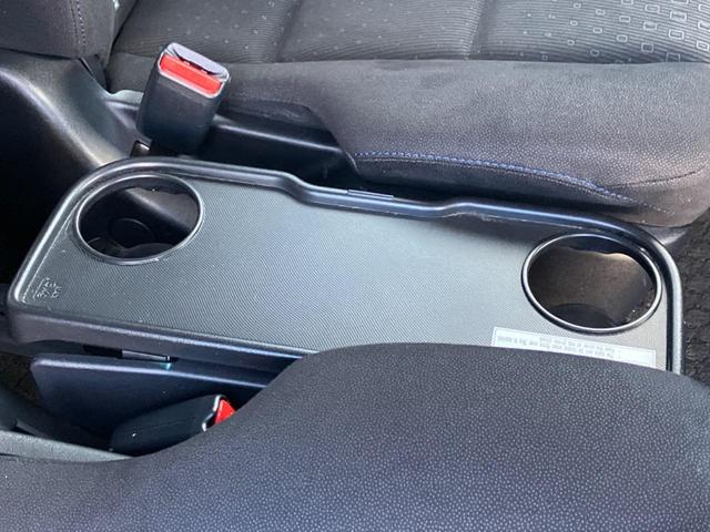 ヴォクシー ハイブリッドＶ　電動スライドドア　ＳＤナビ　バックカメラ　Ｂｌｕｅｔｏｏｔｈ　ＥＴＣ　クルーズコントロール　リアオートエアコン　ロールサンシェード　ワイヤレス充電器　スマートキー（42枚目）