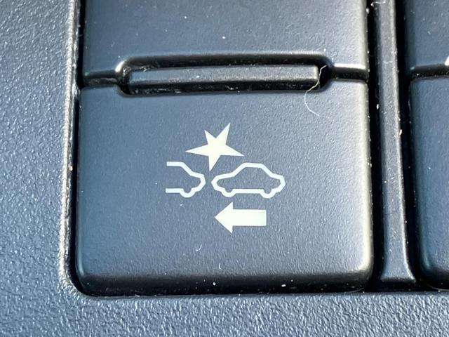 シエンタ ファンベースＧ　セーフティセンス　両側パワースライドドア　寒冷地仕様　スマートキー　５人乗り　革巻きステアリング　オートエアコン　車線逸脱防止装置　パワーウィンドウ（3枚目）