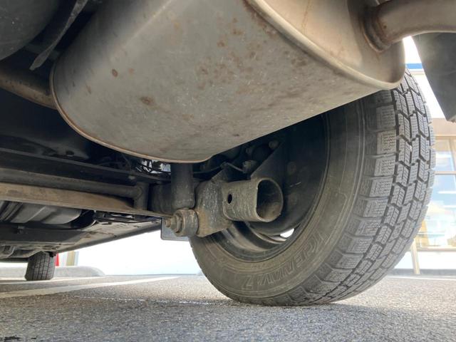 シエンタ ファンベースＧ　セーフティセンス　両側パワースライドドア　寒冷地仕様　スマートキー　５人乗り　革巻きステアリング　オートエアコン　車線逸脱防止装置　パワーウィンドウ（21枚目）