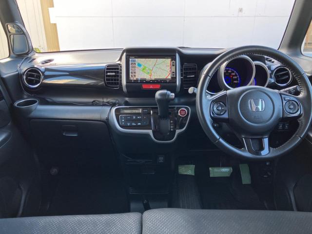 Ｎ－ＢＯＸカスタム Ｇ　ターボＳＳパッケージ　４ＷＤ　ターボ　両側パワースライドドア　純正ナビ　バックカメラ　ドライブレコーダー　ＥＴＣ　パドルシフト　クルーズコントロール　ＨＩＤヘッドライト　オートライト（2枚目）