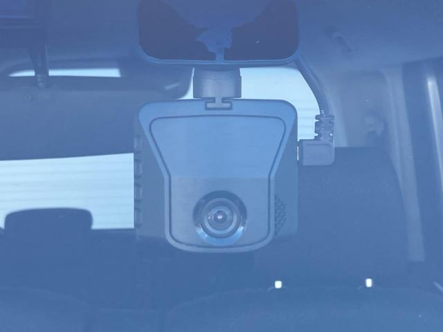 Ｎ－ＢＯＸカスタム Ｇ　ターボＳＳパッケージ　４ＷＤ　ターボ　両側パワースライドドア　純正ナビ　バックカメラ　ドライブレコーダー　ＥＴＣ　パドルシフト　クルーズコントロール　ＨＩＤヘッドライト　オートライト（6枚目）