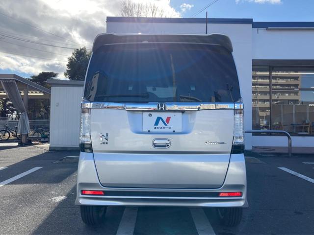 Ｎ－ＢＯＸカスタム Ｇ　ターボＳＳパッケージ　４ＷＤ　ターボ　両側パワースライドドア　純正ナビ　バックカメラ　ドライブレコーダー　ＥＴＣ　パドルシフト　クルーズコントロール　ＨＩＤヘッドライト　オートライト（15枚目）
