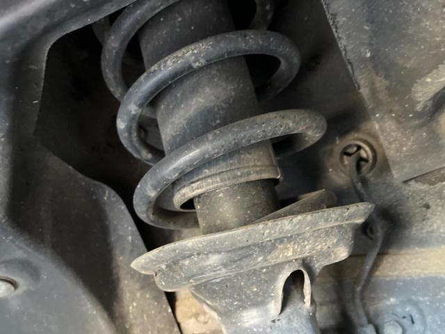 Ｎ－ＢＯＸカスタム Ｇ　ターボＳＳパッケージ　４ＷＤ　ターボ　両側パワースライドドア　純正ナビ　バックカメラ　ドライブレコーダー　ＥＴＣ　パドルシフト　クルーズコントロール　ＨＩＤヘッドライト　オートライト（20枚目）