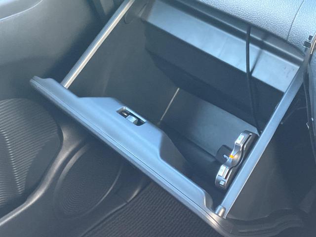 Ｎ－ＢＯＸカスタム Ｇ　ターボＳＳパッケージ　４ＷＤ　ターボ　両側パワースライドドア　純正ナビ　バックカメラ　ドライブレコーダー　ＥＴＣ　パドルシフト　クルーズコントロール　ＨＩＤヘッドライト　オートライト（58枚目）