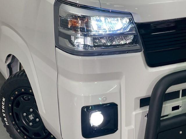 ハイゼットトラック ジャンボ　エクストラ　１４ＡＷ　エクストリームＪ　ＸＪ０７　マックストレックエクストリームＲ／Ｔ　リフトアップキット　ロールバー　ブルバー　ＤＡＩＨＡＴＳＵリアゲートデカール　ＬＥＤヘッドライト　オーバーヘッドコンソール（27枚目）