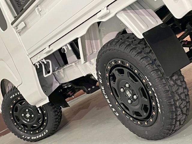 ハイゼットトラック ジャンボ　エクストラ　１４ＡＷ　エクストリームＪ　ＸＪ０７　マックストレックエクストリームＲ／Ｔ　リフトアップキット　ロールバー　ブルバー　ＤＡＩＨＡＴＳＵリアゲートデカール　ＬＥＤヘッドライト　オーバーヘッドコンソール（36枚目）