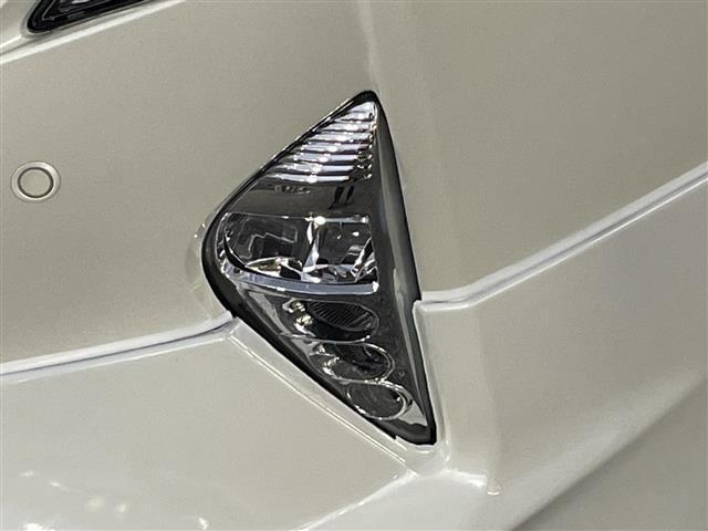 プリウス A 社外エアロ LEDヘッドライト オートライト レーンキープアシスト 障害物センサー バックカメラ オートマチックハイビーム 衝突軽減ブレーキ ブラインドスポットモニター(11枚目)