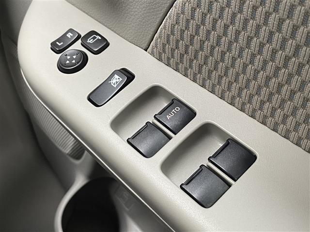 エブリイワゴン ＰＺターボスペシャル　ＳＤナビ（ＣＤ・ＤＶＤ・ＢＴ・ＴＶ）　衝突被害軽減ブレーキ　４ＷＤ　コーナーセンサー　両側パワースライドドア　横滑り防止装置　オートステップ　ＥＴＣ　バックカメラ（11枚目）