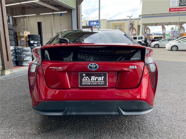 プリウス Ａツーリングセレクション　ビーム　純正ナビ（ＣＤ・ＤＶＤ・ＢＴ・フルセグＴＶ）　純正アルミホイール　純正フロアマット　ドライブレコーダー　レーダークルーズコントロール　バックカメラ　レザーシート　シートヒーター（36枚目）