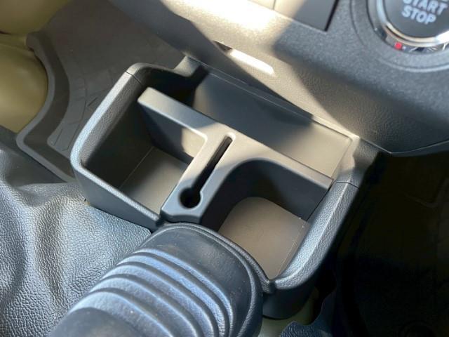 ハイゼットトラック ジャンボ　エクストラ　切替４ＷＤ　アイドリングストップ　クリアランスソナー　デフロック　純正ラバーマット　ドアバイザー　スマートキー　プッシュスタート　ＬＥＤヘッドライト　ＬＥＤ作業灯　オーバーヘッドコンソール（10枚目）