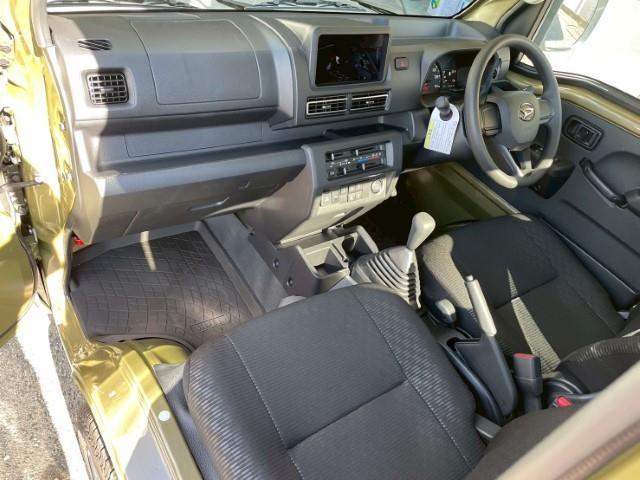 ハイゼットトラック ジャンボ　エクストラ　切替４ＷＤ　アイドリングストップ　クリアランスソナー　デフロック　純正ラバーマット　ドアバイザー　スマートキー　プッシュスタート　ＬＥＤヘッドライト　ＬＥＤ作業灯　オーバーヘッドコンソール（13枚目）