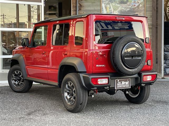 ジムニーノマド ＦＣ　４ＷＤ　シートヒーター（前席）　アイドリングストップ　レーンキープアシスト　衝突被害軽減ブレーキ　コーナーセンサー　純正アルミホイール　レーダークルーズコントロール　ヒルディセントコントロール（2枚目）