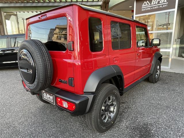 ジムニーノマド ＦＣ　４ＷＤ　シートヒーター（前席）　アイドリングストップ　レーンキープアシスト　衝突被害軽減ブレーキ　コーナーセンサー　純正アルミホイール　レーダークルーズコントロール　ヒルディセントコントロール（33枚目）