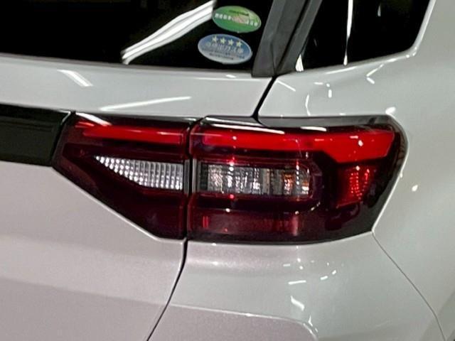 ロッキー Ｇ　１６ＡＷ　モンツァハイブロックエルデ　ＢＦＧｏｏｄｒｉｃｈ　フェイスチェンジキット　リフトアップキット　ルーフラック　オートマチックハイビーム　純正ディスプレイオーディオ　フルセグ　リアフォグ（22枚目）