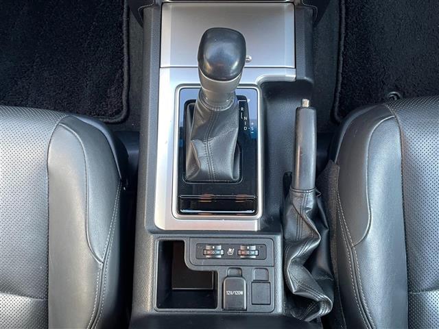 ランドクルーザープラド ＴＸ　Ｌパッケージ　純正ナビ　バックカメラ　前後ドライブレコーダー　フルセグＴＶ　レザーシート　前席シートヒーター　ルーフレール　ＬＥＤヘッドライト　レーンキープアシスト　オートマチックハイビーム（22枚目）