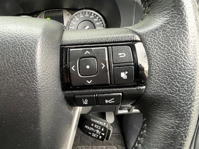 ハイラックス Z 4WD バックカメラ 衝突被害軽減ブレーキ レーダークルーズコントロール レーンキープアシスト リヤデフロック ETC 純正フロアマット 純正アルミホイール コーナーセンサー 盗難防止装置(9枚目)