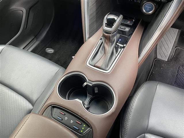 ハリアーハイブリッド Z レザーパッケージ レザーシート スポーツデザインエアロ ハンズフリーパワーバックドア 純正12.3インチナビ JBLサウンド デジタルインナーミラー 全方位カメラ ドライブレコーダー ブラインドスポットモニター(15枚目)