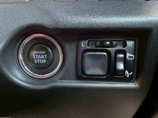 ジムニーシエラ JC BFグッドリッチ DAMD グリルエンブレム 16AW レイズ 社外フロントグリル 社外サイドステップ レザー調シートカバー 後付けドリンクホルダー 後席天井ラック レーンアシスト 衝突軽減装置(15枚目)