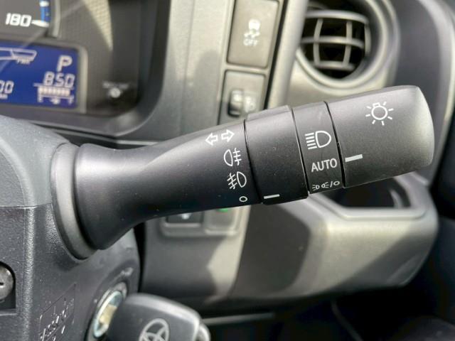 プロボックス ハイブリッドＧＬ　１４ＡＷ　マッドヴァンスＸタイプＦ　ＴＯＹＯオープンカントリーＲ／Ｔ　Ｂｒａｔオリジナルリフトアップキット・ブルバー　ＢＫＭ　スモークテールランプ　シートカバー　黒木目コンビハンドル・インテリアパネル（11枚目）