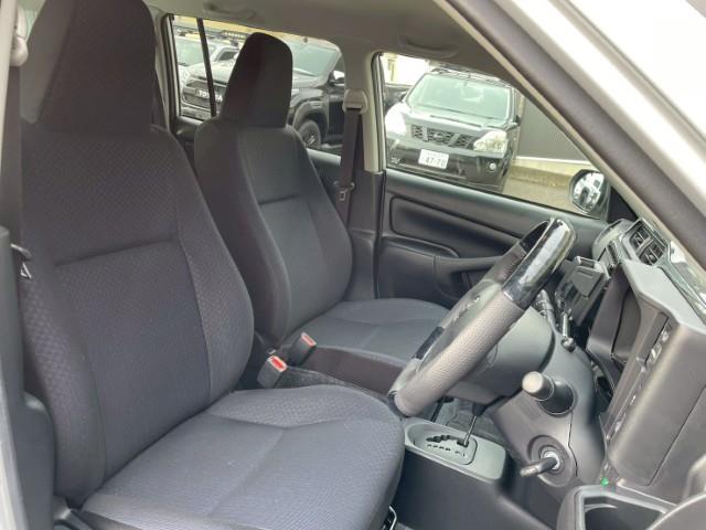 プロボックス ハイブリッドＧＬ　１４ＡＷ　マッドヴァンスＸタイプＦ　ＴＯＹＯオープンカントリーＲ／Ｔ　Ｂｒａｔオリジナルリフトアップキット・ブルバー　ＢＫＭ　スモークテールランプ　シートカバー　黒木目コンビハンドル・インテリアパネル（24枚目）