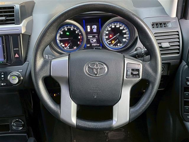 ランドクルーザープラド ＴＸ　バックカメラ　ＥＴＣ　ＲＡＹＳ　アルミホイール　ＢＦＧｏｏｄｒｉｃｈ　タイヤ　ＭＴモード付　フロントフォグ　ハーフレザーシート　サイドバイザー（8枚目）