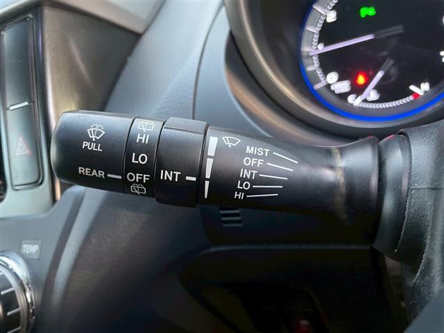 ランドクルーザープラド ＴＸ　バックカメラ　ＥＴＣ　ＲＡＹＳ　アルミホイール　ＢＦＧｏｏｄｒｉｃｈ　タイヤ　ＭＴモード付　フロントフォグ　ハーフレザーシート　サイドバイザー（10枚目）