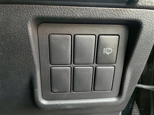 ランドクルーザープラド ＴＸ　バックカメラ　ＥＴＣ　ＲＡＹＳ　アルミホイール　ＢＦＧｏｏｄｒｉｃｈ　タイヤ　ＭＴモード付　フロントフォグ　ハーフレザーシート　サイドバイザー（12枚目）