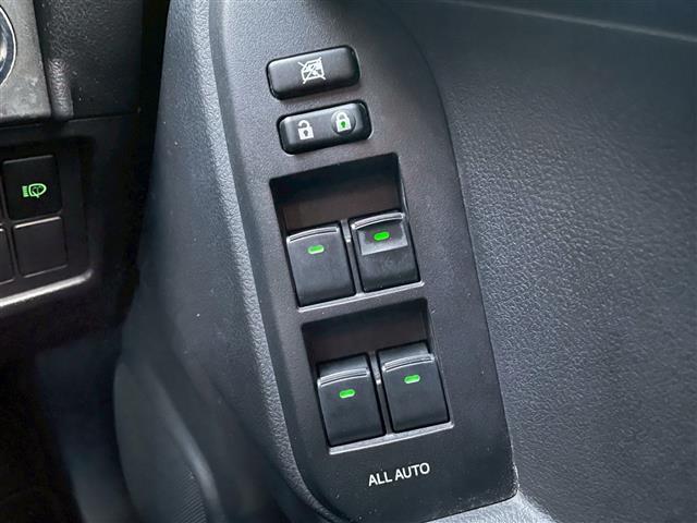 ランドクルーザープラド ＴＸ　バックカメラ　ＥＴＣ　ＲＡＹＳ　アルミホイール　ＢＦＧｏｏｄｒｉｃｈ　タイヤ　ＭＴモード付　フロントフォグ　ハーフレザーシート　サイドバイザー（14枚目）