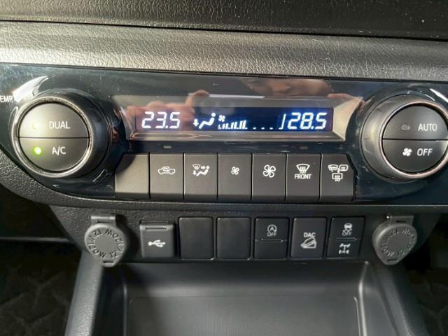 ハイラックス Ｚ　ＪＡＯＳリフトアップキット　ＶＦＣＡ　ＪＡＯＳ　リアブロック　純正エンジンスターター　ワンオーナー　ボディリフト３インチ　オーバーフェンダー　ダブルエイト　グリル　レイズ　１７ＡＷ　ヨコハマタイヤ（6枚目）