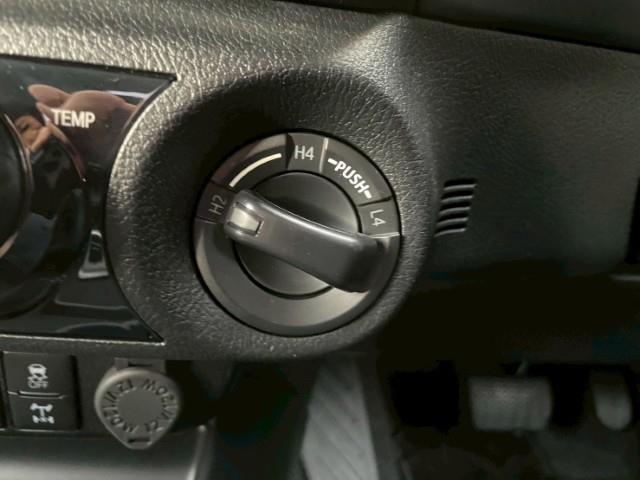 ハイラックス Ｚ　ＪＡＯＳリフトアップキット　ＶＦＣＡ　ＪＡＯＳ　リアブロック　純正エンジンスターター　ワンオーナー　ボディリフト３インチ　オーバーフェンダー　ダブルエイト　グリル　レイズ　１７ＡＷ　ヨコハマタイヤ（7枚目）