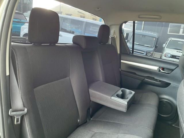 ハイラックス Ｚ　ＪＡＯＳリフトアップキット　ＶＦＣＡ　ＪＡＯＳ　リアブロック　純正エンジンスターター　ワンオーナー　ボディリフト３インチ　オーバーフェンダー　ダブルエイト　グリル　レイズ　１７ＡＷ　ヨコハマタイヤ（26枚目）