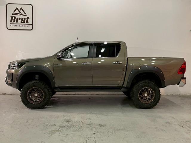 ハイラックス Ｚ　ＪＡＯＳリフトアップキット　ＶＦＣＡ　ＪＡＯＳ　リアブロック　純正エンジンスターター　ワンオーナー　ボディリフト３インチ　オーバーフェンダー　ダブルエイト　グリル　レイズ　１７ＡＷ　ヨコハマタイヤ（30枚目）