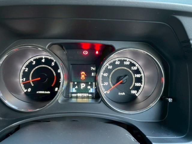 デリカＤ：５ Ｇ　パワーパッケージ　１６ＡＷ　デルタフォース　ＢＦグッドリッチ　ボンネットエンブレム　ルーフラック　マフラー　ＴＧＳマッドガード　グリルガード　ワイドドアバイザー　パドルシフト　チルトステアリング　ウィンカーミラー（3枚目）