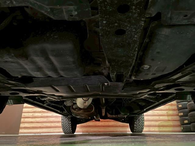 デリカＤ：５ Ｇ　パワーパッケージ　１６ＡＷ　デルタフォース　ＢＦグッドリッチ　ボンネットエンブレム　ルーフラック　マフラー　ＴＧＳマッドガード　グリルガード　ワイドドアバイザー　パドルシフト　チルトステアリング　ウィンカーミラー（23枚目）