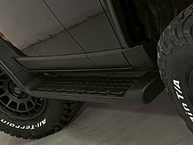 ＦＪクルーザー ブラックカラーパッケージ　１７ＡＷ　ＷｅｄｓマッドヴァンスＸタイプＦ　ＢＦグッドリッチＡ／Ｔ　ＫＯ３　ルーフラック　２インチリフトアップキット　ＬＥＤスモークウィンカー　純正フロアマット　純正ＨＤＤナビ　フルセグ　バックカメラ（26枚目）