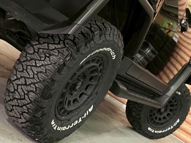 ＦＪクルーザー ブラックカラーパッケージ　１７ＡＷ　ＷｅｄｓマッドヴァンスＸタイプＦ　ＢＦグッドリッチＡ／Ｔ　ＫＯ３　ルーフラック　２インチリフトアップキット　ＬＥＤスモークウィンカー　純正フロアマット　純正ＨＤＤナビ　フルセグ　バックカメラ（31枚目）