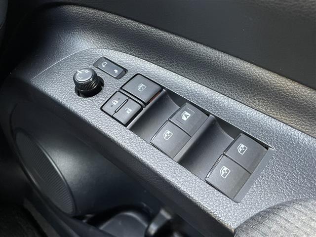 シエンタ Ｇ　クエロ　社外ナビ　バックカメラ　両側パワースライドドア　モデリスタエアロ　ＬＥＤヘッドライト　フルセグＴＶ　レーンキープアシスト　衝突軽減ブレーキ（9枚目）