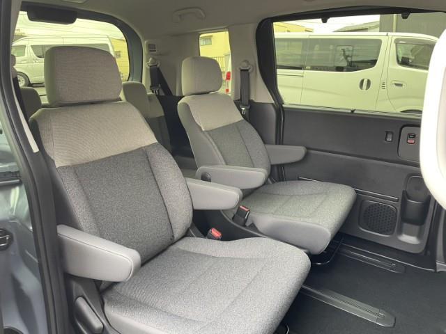 フリード ｅ：ＨＥＶエアー　ＤＡＭＤ　アイソレーターフェイスキット　エスペリア　リフトアップキット　モンスタＲ／Ｔハイブリッド　オートマチックハイビーム　レーンキープアシスト　両側パワースライドドア　レーダークルーズ（26枚目）