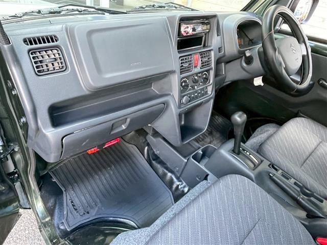 スーパーキャリイ Xリミテッド レーンキープアシスト レーダークルーズコントロール オートライト LEDヘッドライト ラバーマット 横滑り防止装置 盗難防止装置 アイドリングストップ(19枚目)